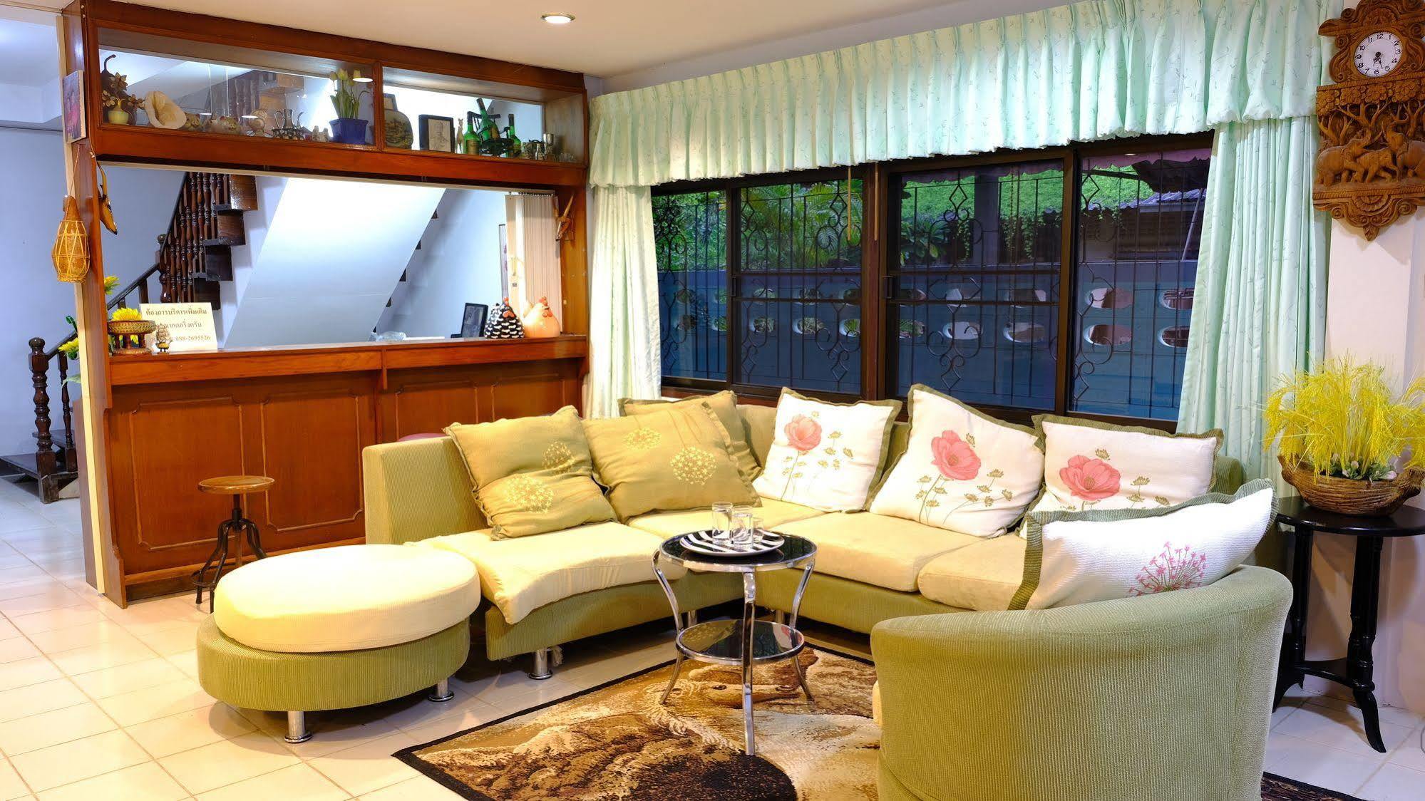 Baan Issara Boutique Hotel ナーン エクステリア 写真